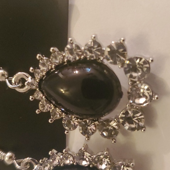 EARRINGS - Picture 3 of 4